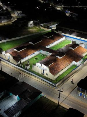 O Governo do Amazonas concluiu a implantação do Programa Ilumina+ Amazonas em Jutaí (a 751 quilômetros de Manaus). O sistema de iluminação pública do município foi modernizado com 1.190 pontos de LED na sede da cidade, com investimentos de R$ 3,3 milhões.